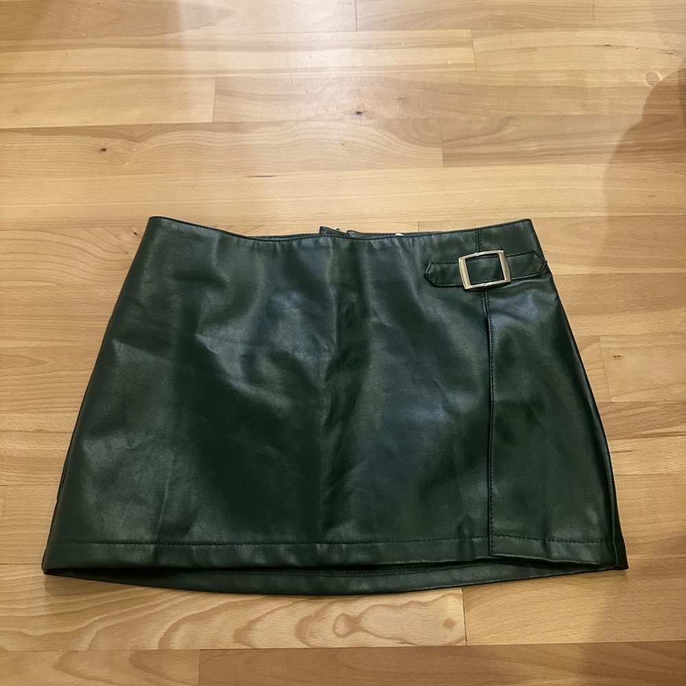 faux leather mini skirt